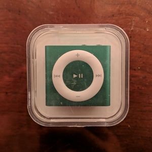 BRAND NEW 2GB iPod Shuffle (Green)